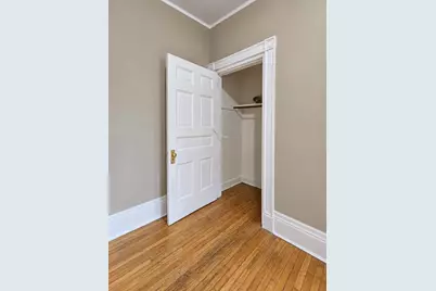 542 County St #5, New Bedford, MA 02740 - Photo 4
