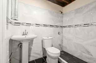26 Lawrence Ave, Boston, MA 02121 - Photo 38
