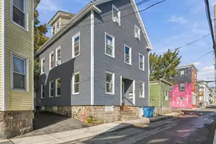 32 Park St, Salem, MA 01970 - Photo 1