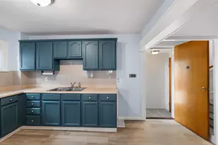 260 Phillips Ave, New Bedford, MA 02746 - Photo 10
