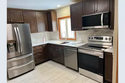 2089 Memorial Drive, South Hadley, MA 01075 - Photo 4