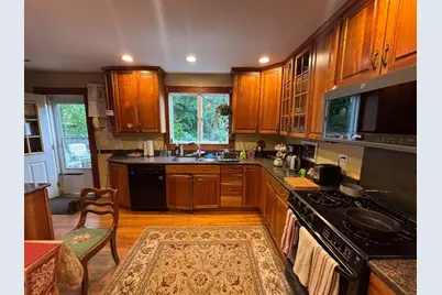 90 Central St, Somerville, MA 02143 - Photo 4