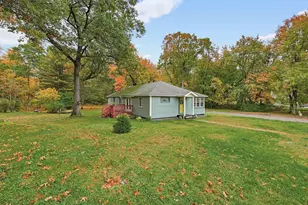 1030 County St, Attleboro, MA 02703 - Photo 4
