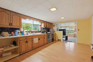 1030 County St, Attleboro, MA 02703 - Photo 8