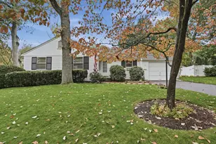 9 Beechwood Rd, Ipswich, MA 01938 - Photo 1