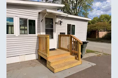16 Pioneer Way, Springfield, MA 01119 - Photo 2