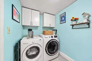 21 Athens St, Weymouth, MA 02191 - Photo 6