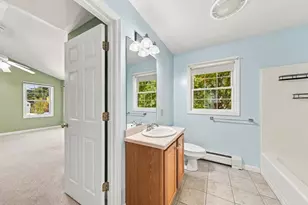 28 Erin Ct, New Bedford, MA 02745 - Photo 22