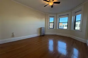 1125 Commonwealth Ave, Boston, MA 02134 - Photo 2