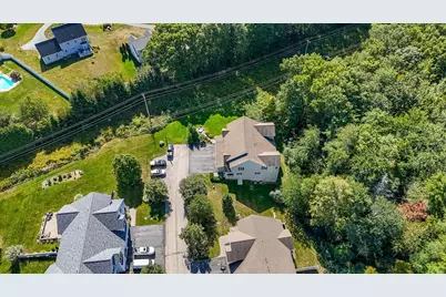 10 Blossom Ln #10, Stratham, NH 03885 - Photo 4