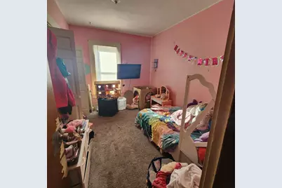 133 Hampden St, Chicopee, MA 01013 - Photo 16