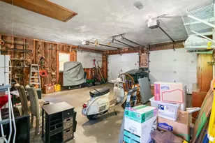 169 Pilgrim Dr, Holden, MA 01520 - Photo 32