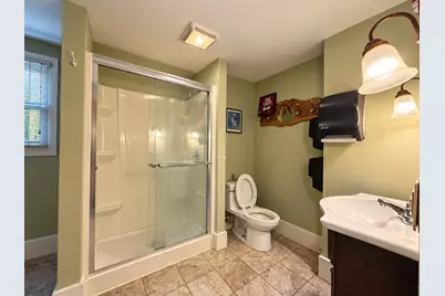 39 Sycamore St, New Bedford, MA 02740 - Photo 8