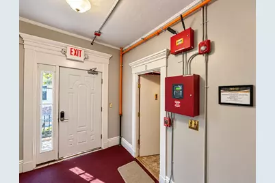 39 Sycamore St, New Bedford, MA 02740 - Photo 10