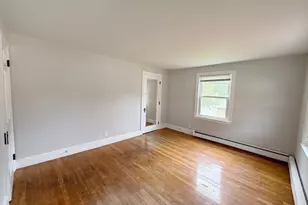 18 Taunton St, Plainville, MA 02762 - Photo 6