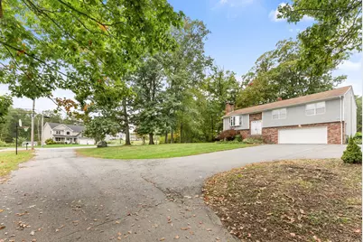 700 County St, Seekonk, MA 02771 - Photo 4