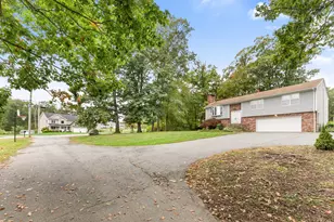 700 County St, Seekonk, MA 02771 - Photo 4
