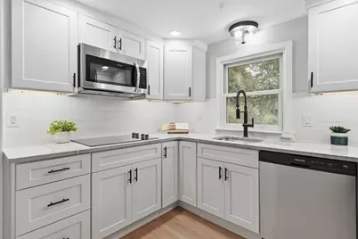 83 Thurlow St, Georgetown, MA 01833 - Photo 8