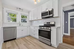 99 Russel, Quincy, MA 02171 - Photo 6