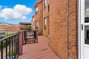 33 Mattoon St, Springfield, MA 01105 - Photo 2