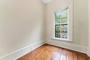 33 Mattoon St, Springfield, MA 01105 - Photo 16