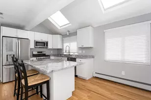 10 Magnolia Dr, Franklin, MA 02038 - Photo 4