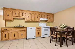 25 Venice Ave, Saugus, MA 01906 - Photo 30