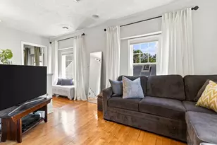 85 Albano St, Boston, MA 02131 - Photo 6