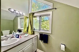 197 Lake St, Weymouth, MA 02189 - Photo 16