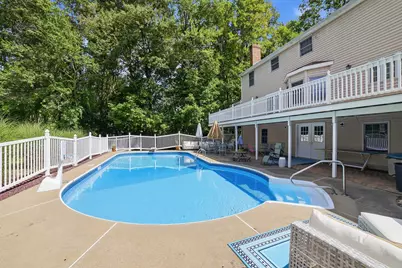 354 South St, Auburn, MA 01501 - Photo 6