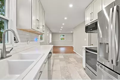 5 White Pine Ln, Kingston, MA 02364 - Photo 4