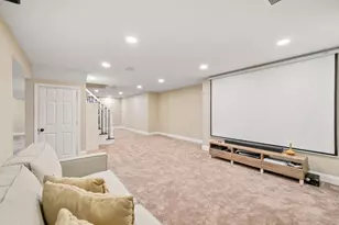 23 Falcon Ridge Dr, Hopkinton, MA 01748 - Photo 28
