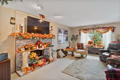 8 Oriole Dr, Agawam, MA 01030 - Photo 6