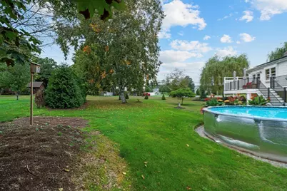 8 Oriole Dr, Agawam, MA 01030 - Photo 38