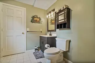 8 Oriole Dr, Agawam, MA 01030 - Photo 30