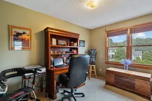 8 Oriole Dr, Agawam, MA 01030 - Photo 22
