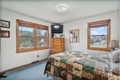 8 Oriole Dr, Agawam, MA 01030 - Photo 20