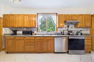83 Desoto Rd, Boston, MA 02132 - Photo 18