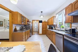 83 Desoto Rd, Boston, MA 02132 - Photo 20