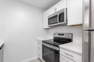 2604 Franklin Crossing Rd, Franklin, MA 02038 - Photo 6