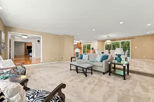 692 Wolf Swamp Rd, Longmeadow, MA 01106 - Photo 6