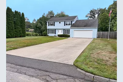 138 Slate Rd, Chicopee, MA 01020 - Photo 2