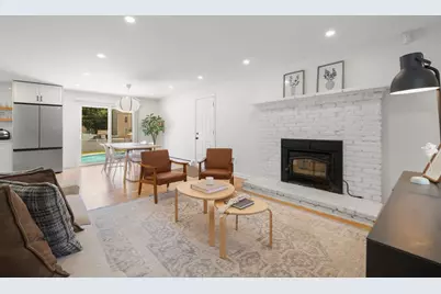 247 Fremont St, Taunton, MA 02780 - Photo 6