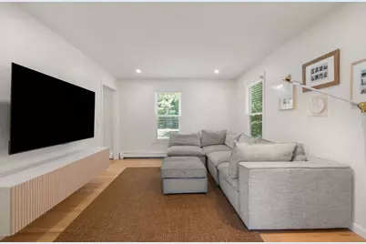 247 Fremont St, Taunton, MA 02780 - Photo 10