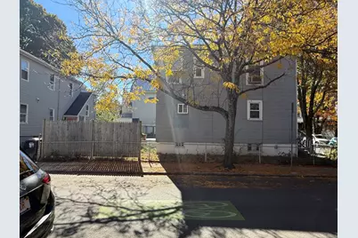 77 Montgomery, Cambridge, MA 02140 - Photo 2
