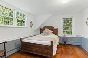 1015 Hortonville Rd, Swansea, MA 02777 - Photo 18