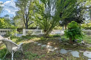 1015 Hortonville Rd, Swansea, MA 02777 - Photo 22