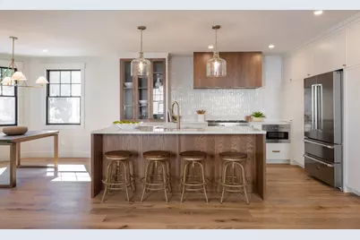 85 Quincy St #85, Medford, MA 02155 - Photo 1