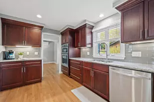 86 Bayrd St, Malden, MA 02148 - Photo 4