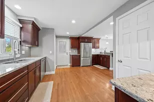 86 Bayrd St, Malden, MA 02148 - Photo 12